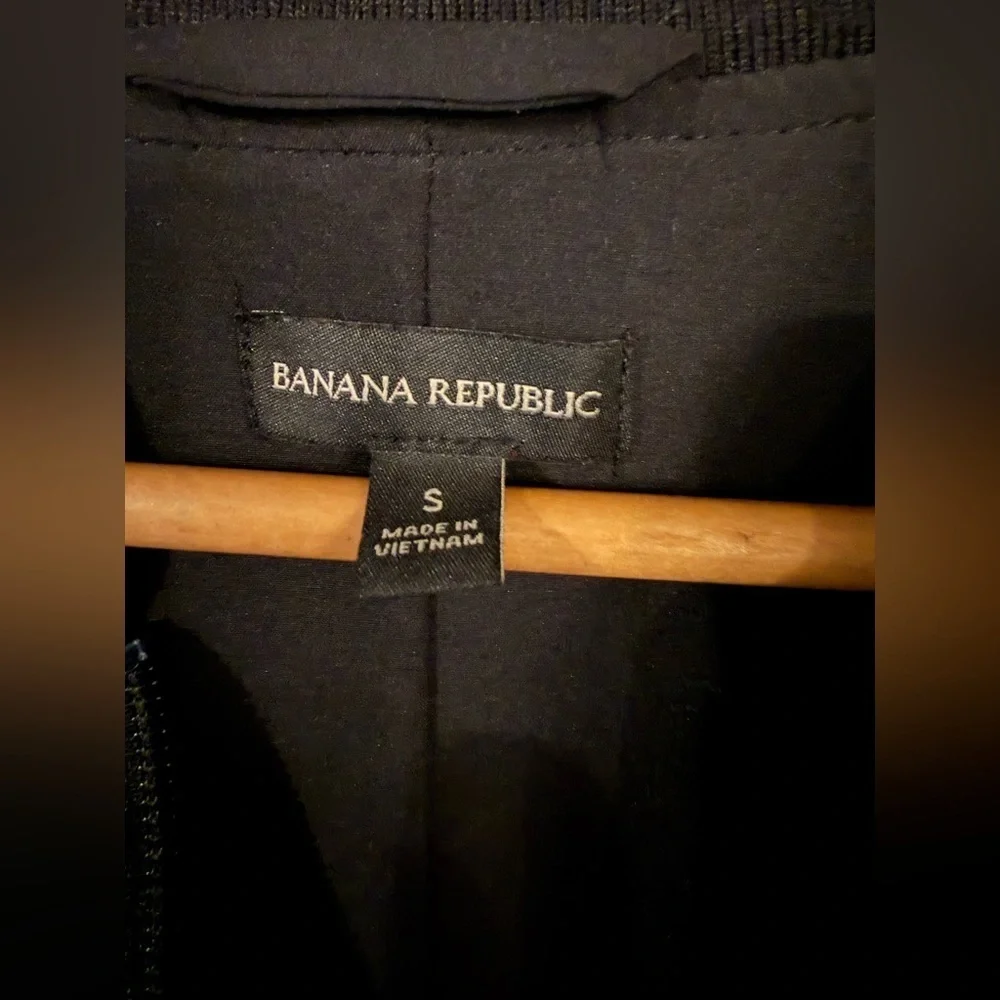 NWOT Banana Republic Bomber Jacket Black size Small